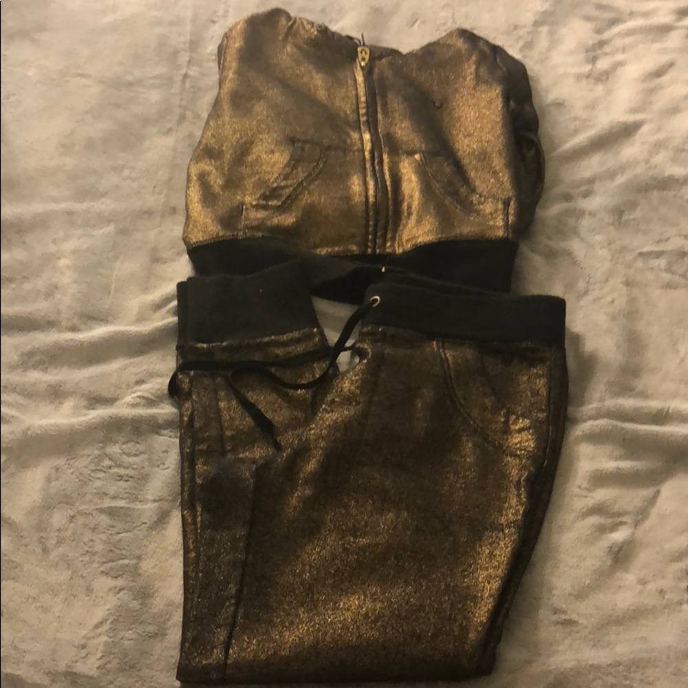 TRUE RELIGION SWEATS